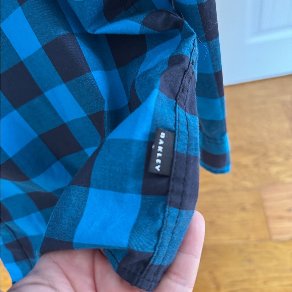 Oakley Blue Black Buffalo Plaid Button Down Flannel Shirt Men's Size Medium M - Picture 12 of 14